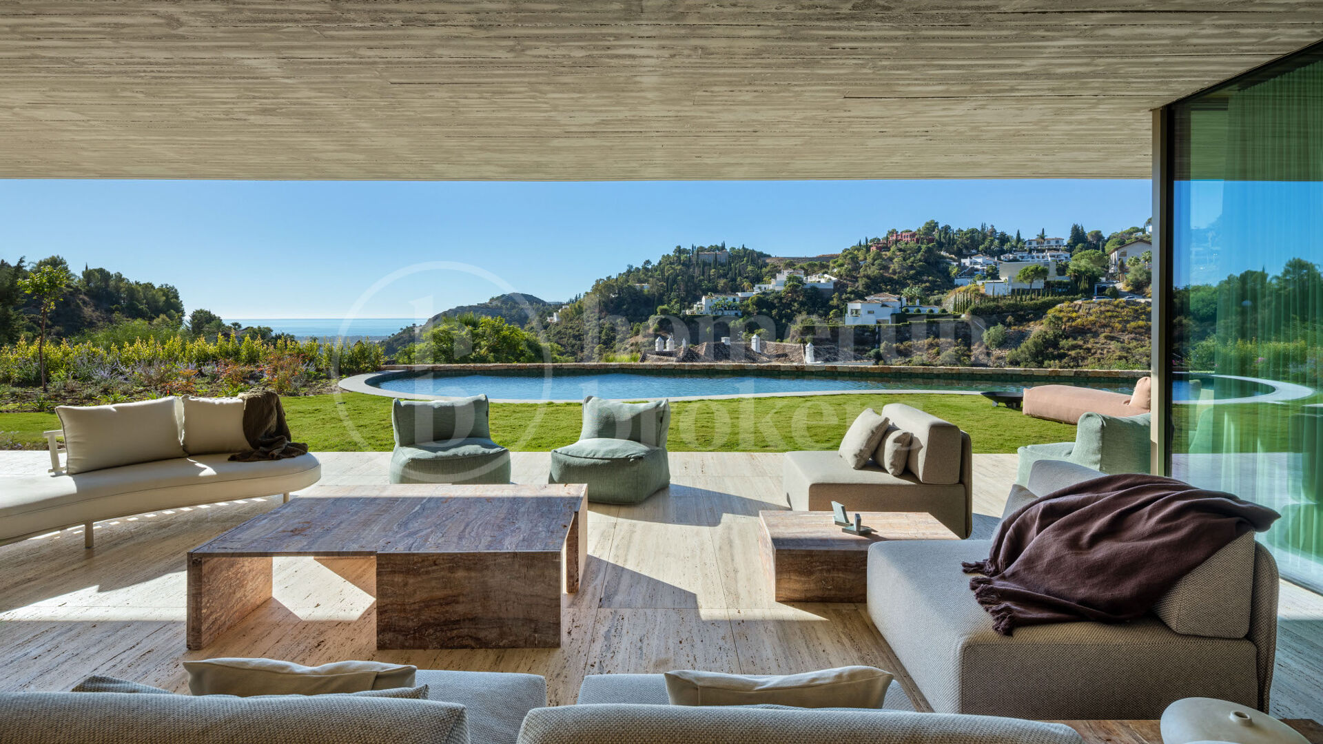Villa Alia - Mästerverk med panoramautsikt över havet och banbrytande design i El Madroñal