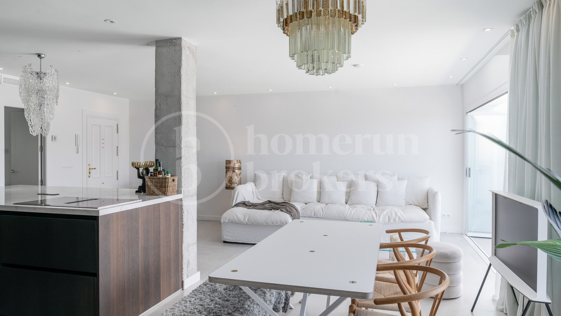 Penthouse Mirador - Panoramic Views, and Modern Comfort in La Quinta