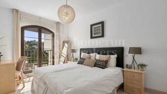 Penthouse The Tower – with Golf Views in La Torre Los Arqueros, Benahavís