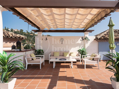 Penthouse The Tower – with Golf Views in La Torre Los Arqueros, Benahavís