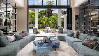 Villa La Pera - Luxury Contemporary Villa Just Steps from Puerto Banús
