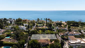 Plot - with Approved Project for Luxury Villa in Paraiso Barronal