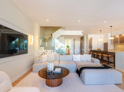 Casa Marisal – Elegant Townhouse with Sea Views on Marbella’s Golden Mile