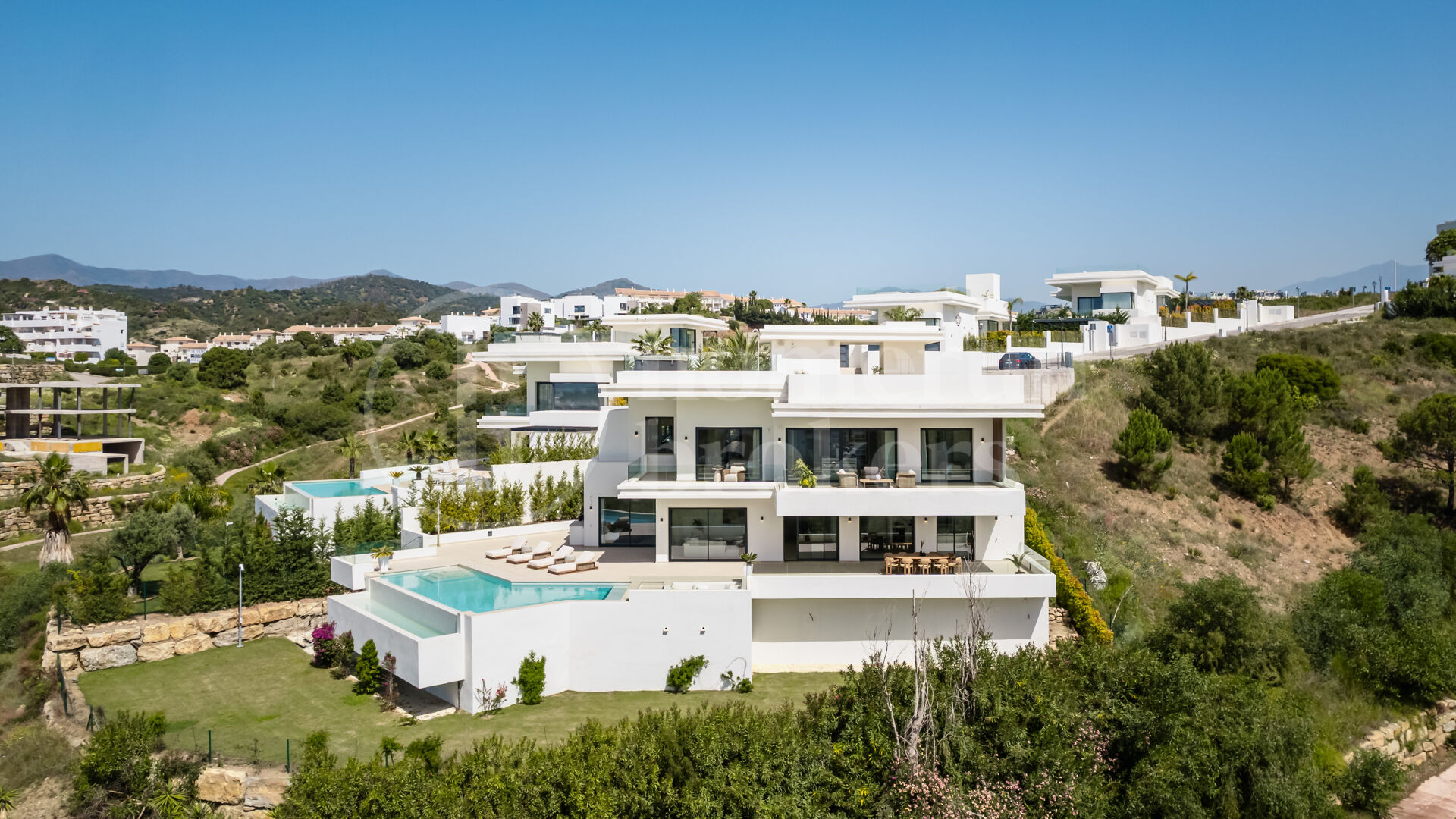 Villa Three - Modernt hus med fyra våningar med panoramautsikt över havet och golfen i La Resina