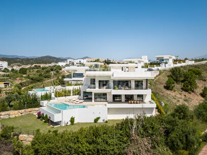 Villa Three - Modernt hus med fyra våningar med panoramautsikt över havet och golfen i La Resina
