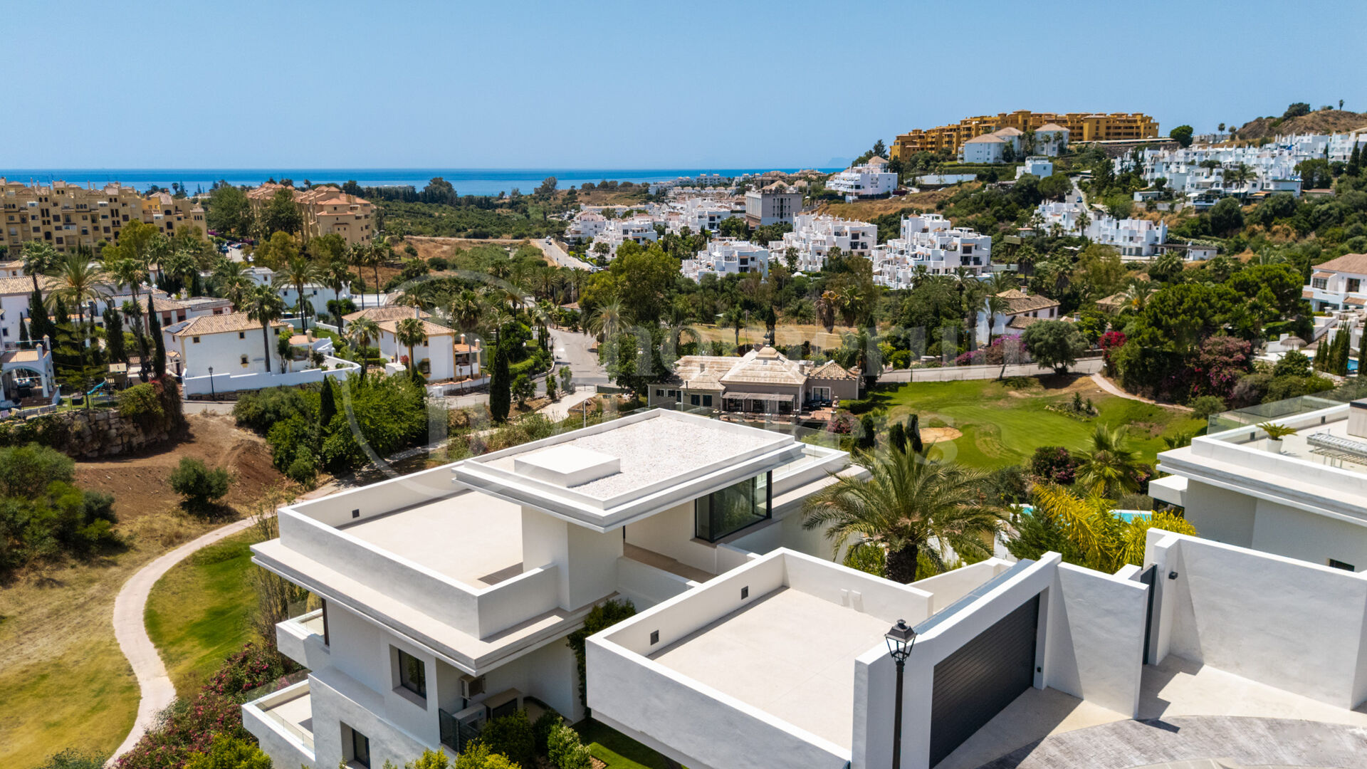 Villa Three - Modernt hus med fyra våningar med panoramautsikt över havet och golfen i La Resina