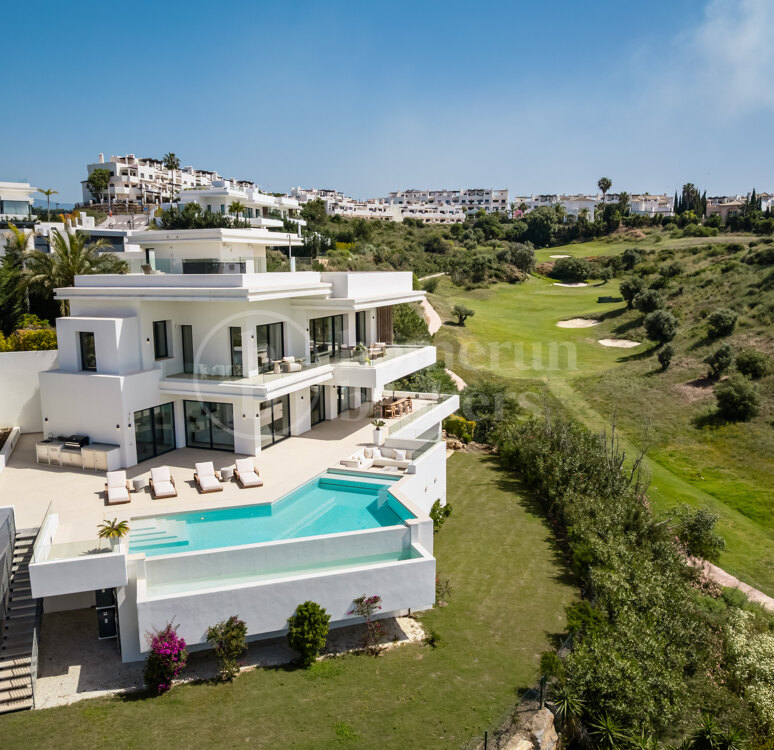 Villa Three - Modernt hus med fyra våningar med panoramautsikt över havet och golfen i La Resina