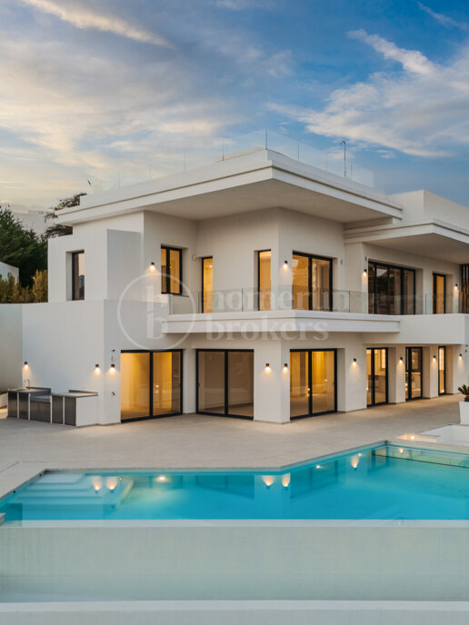 Villa Three – Modern Four-Storey Home with Panoramic Sea & Golf Views in La Resina