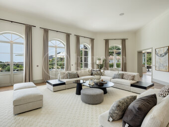 Villa Liora – Luxury Contemporary Villa in La Zagaleta