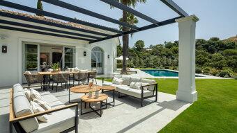 Villa Liora – Lyxig modern villa i La Zagaleta