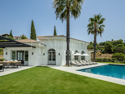 Villa Liora – Lyxig modern villa i La Zagaleta