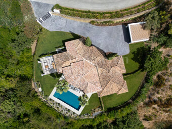 Villa Liora – Luxury Contemporary Villa in La Zagaleta