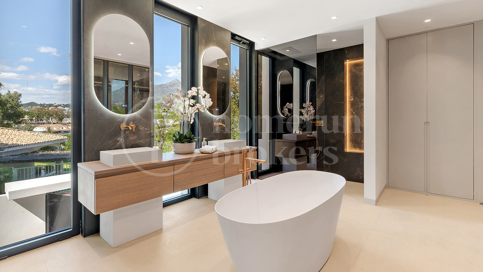 Villa Vincci – Renoverad Lyxvilla i Las Brisas, Nueva Andalucía