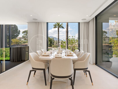 Villa Vincci – Renoverad Lyxvilla i Las Brisas, Nueva Andalucía