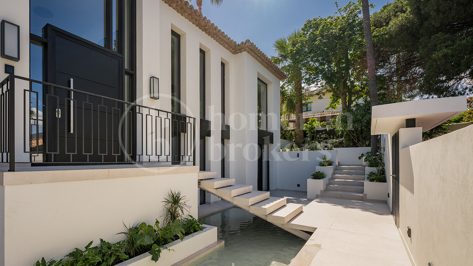 Villa Vincci – Renoverad Lyxvilla i Las Brisas, Nueva Andalucía