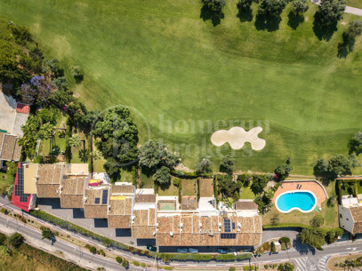 Casa Los Olivos - Golf Views Renovated Townhouse in Nueva Andalucia