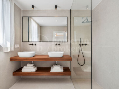 Casa Los Olivos - Golf Views Renovated Townhouse in Nueva Andalucia