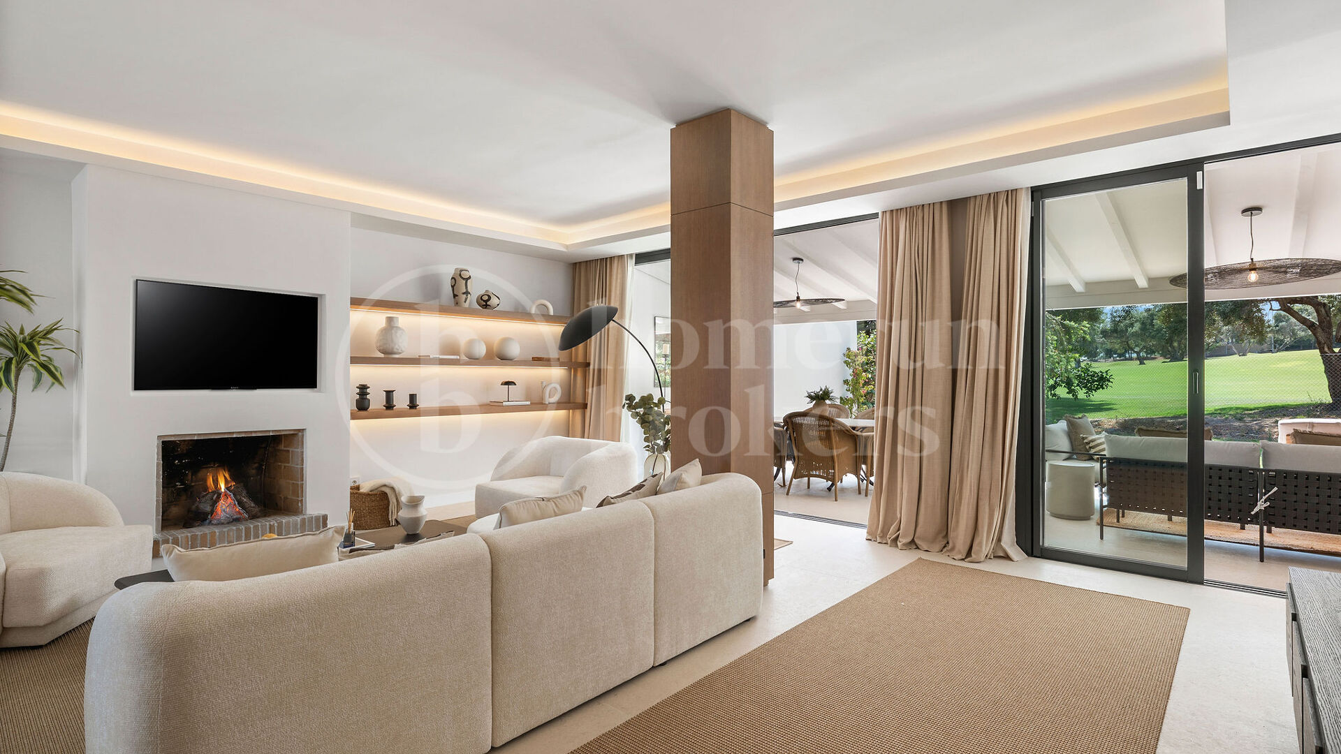Casa Los Olivos - Golf Views Renovated Townhouse in Nueva Andalucia