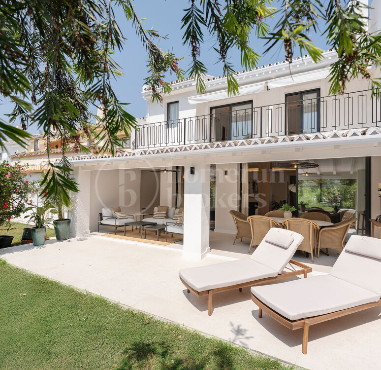 Casa Los Olivos - Golf Views Renovated Townhouse in Nueva Andalucia