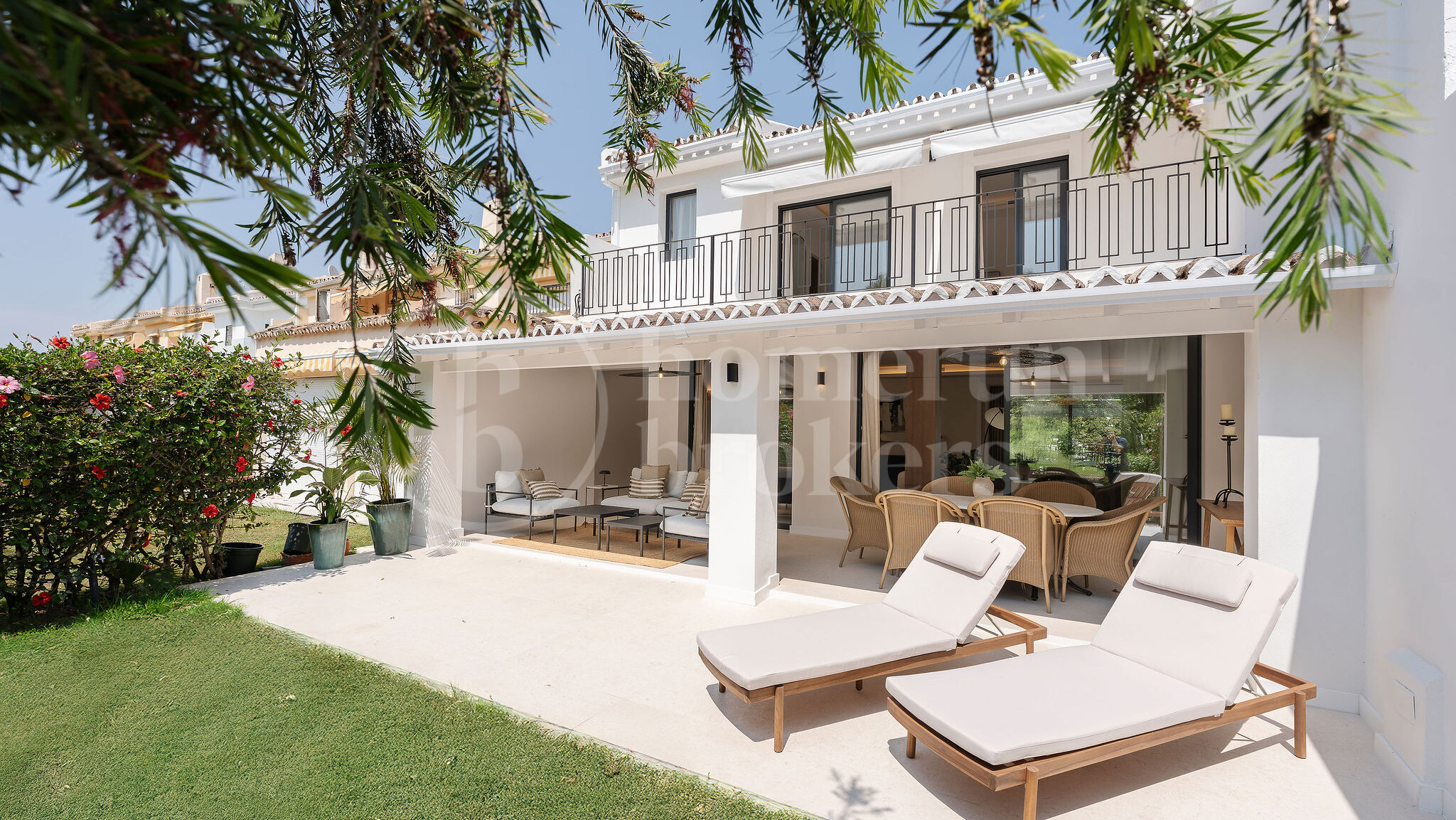 Casa Los Olivos - Golf Views Renovated Townhouse in Nueva Andalucia