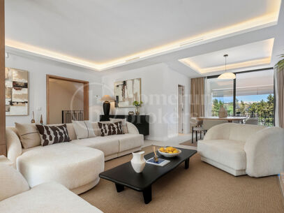 Casa Los Olivos - Golf Views Renovated Townhouse in Nueva Andalucia