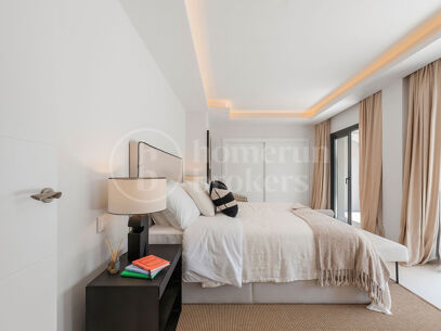 Casa Los Olivos - Golf Views Renovated Townhouse in Nueva Andalucia
