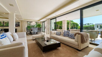 Los Olivos 2 – Contemporary Villa in Nueva Andalucía with Private Pool and Jacuzzi