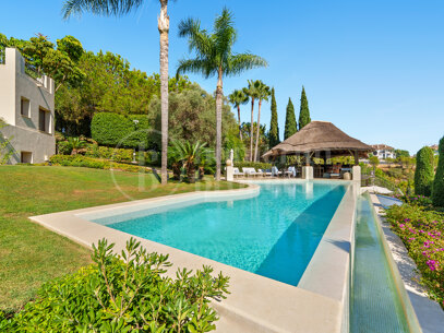 Villa El Bosque - Andalusisk Elegans i Las Lomas del Marbella Club