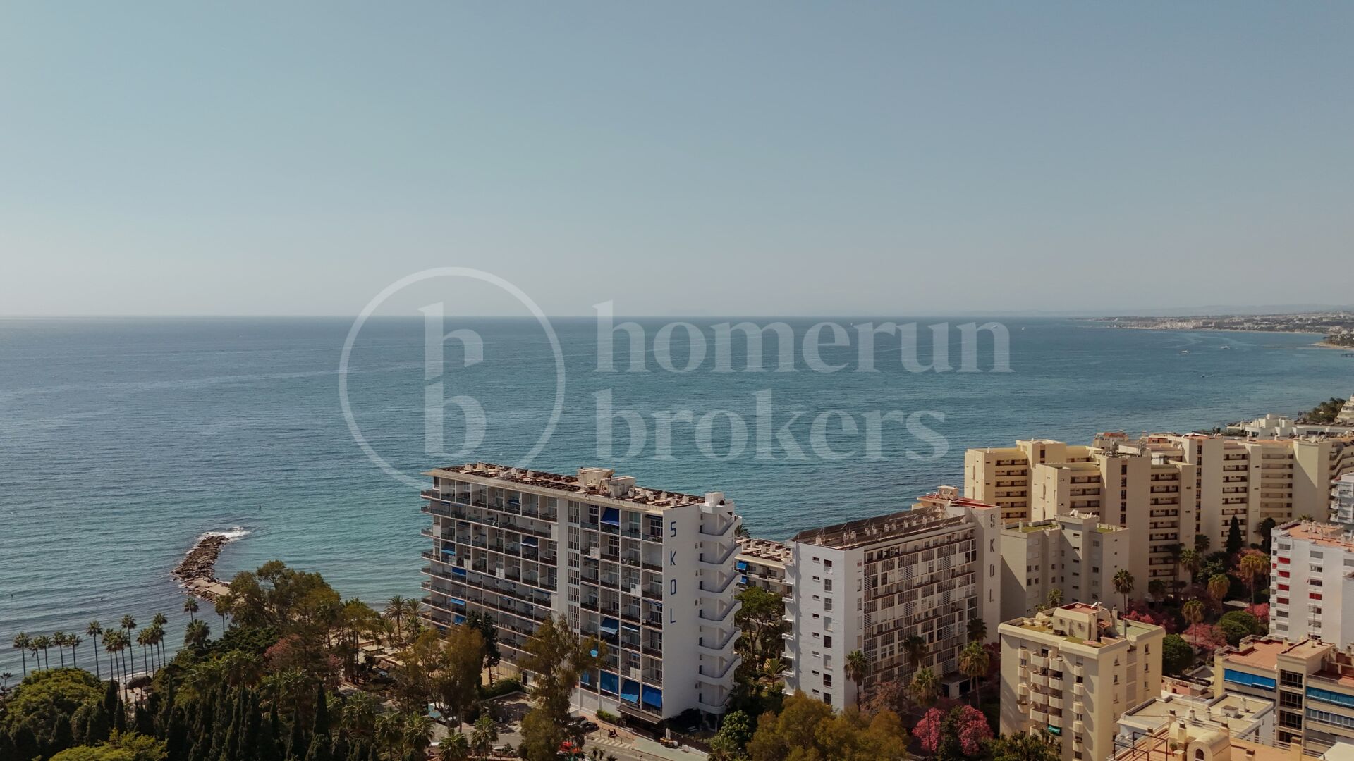 Penthouse Parque 8 – Private Rooftop Pool och La Concha Utsikt