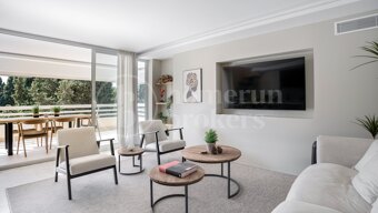 Penthouse Parque 8 – Private Rooftop Pool and La Concha Views
