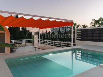 Penthouse Parque 8 – Private Rooftop Pool and La Concha Views