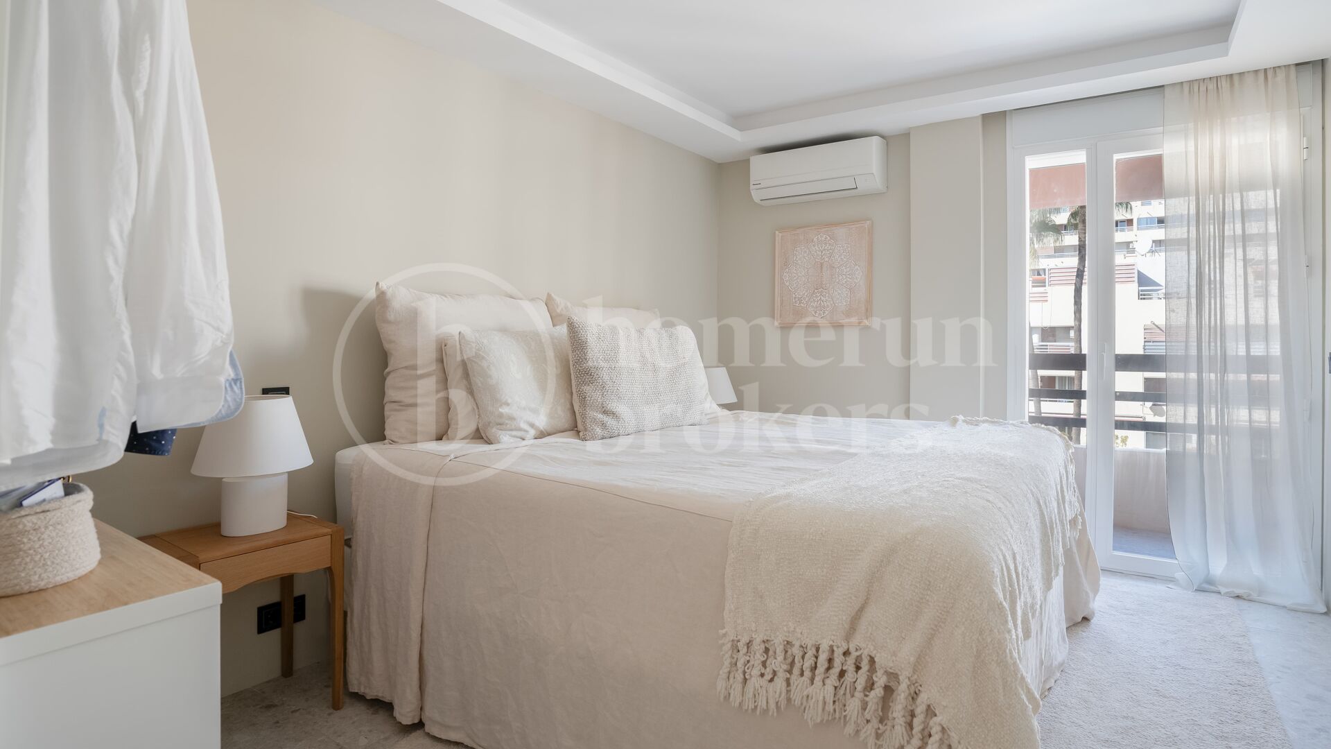 Penthouse Parque 8 – Private Rooftop Pool och La Concha Utsikt