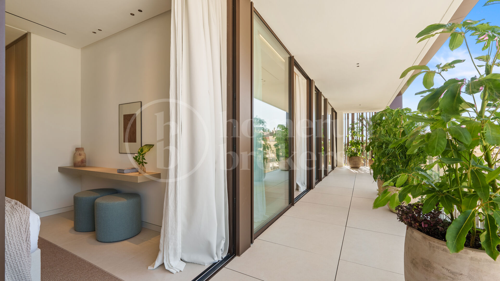 Casa Cazorla – Contemporary Luxury on Marbella’s Golden Mile