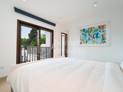 Casa Blanca – Modern and Renovated Townhouse in Son Armadams, Palma de Mallorca