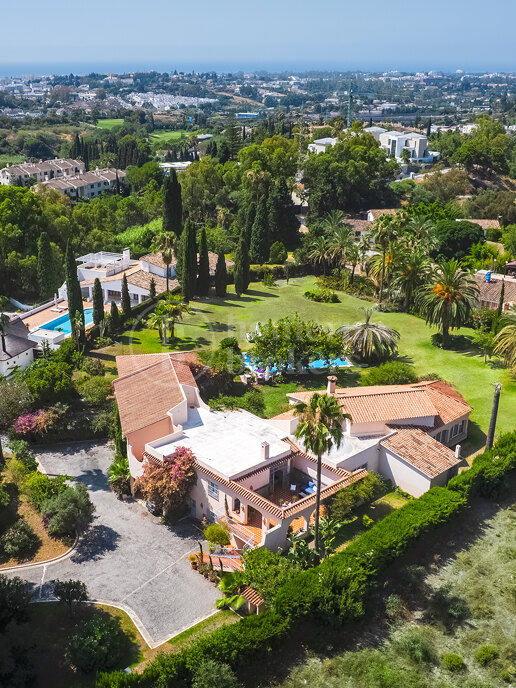 Villa Miera -Traditional Andalusian Villa in Benahavís