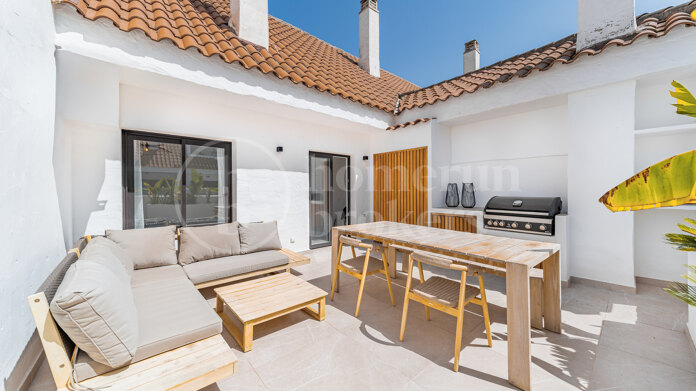 Tvåvånings takvåning att hyra i Nueva Andalucia, Marbella (alla områden)