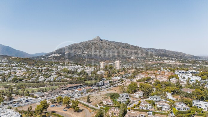 Tvåvånings takvåning att hyra i Nueva Andalucia, Marbella (alla områden)