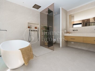 Maison Sora - Luxury Townhouse with incredible views