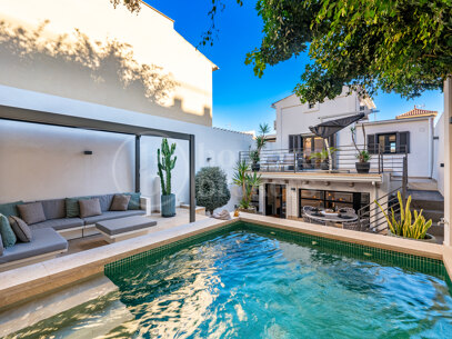 Modern Villa Oasis in the Heart of El Terreno