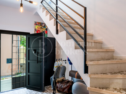Modern Villa Oasis in the Heart of El Terreno
