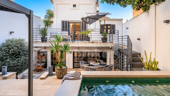 Modern Villa Oasis in the Heart of El Terreno