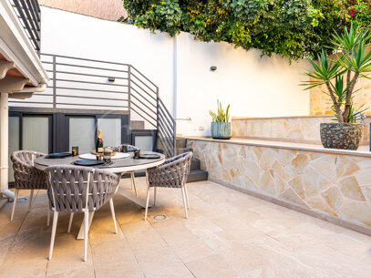 Modern Villa Oasis in the Heart of El Terreno