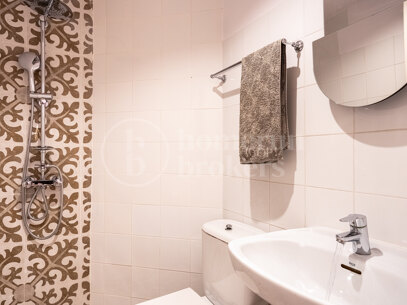 Modern Villa Oasis in the Heart of El Terreno