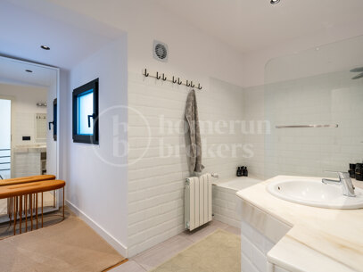 Modern Villa Oasis in the Heart of El Terreno
