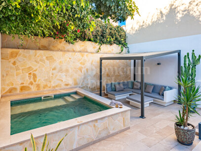 Modern Villa Oasis in the Heart of El Terreno