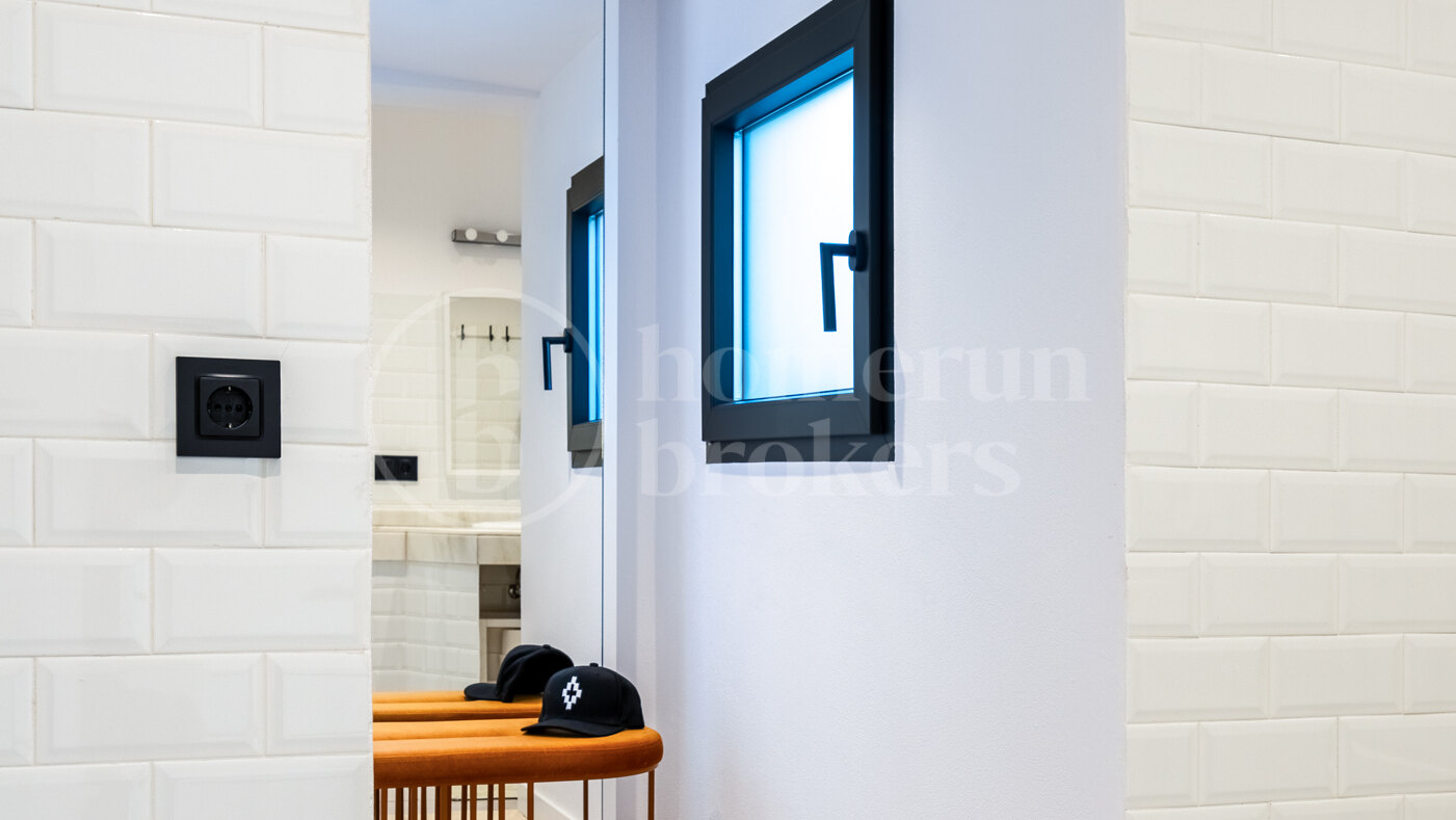 Modern Villa Oasis in the Heart of El Terreno