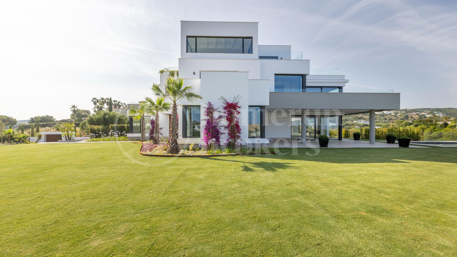 Villa Kivir - Exceptional 8-Bedroom Luxury Villa for Sale in Sotogrande Alto