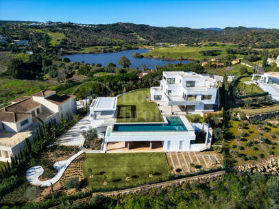 Villa Kivir - Exceptional 8-Bedroom Luxury Villa for Sale in Sotogrande Alto