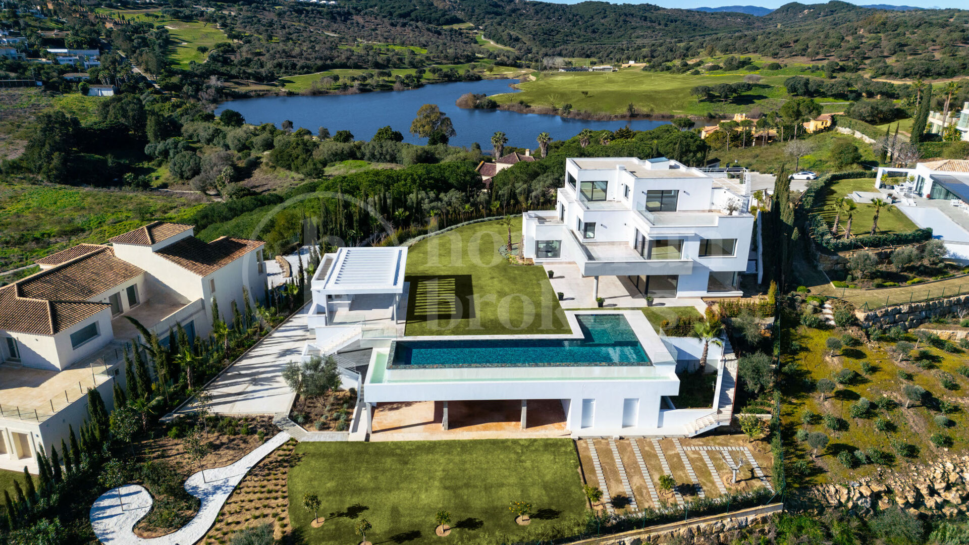Villa Kivir - Exceptional 8-Bedroom Luxury Villa for Sale in Sotogrande Alto