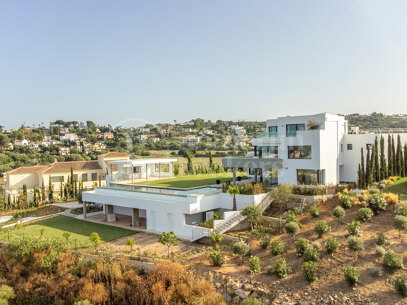 Villa Kivir – Exceptionell lyxvilla med 8 sovrum till salu i Sotogrande Alto